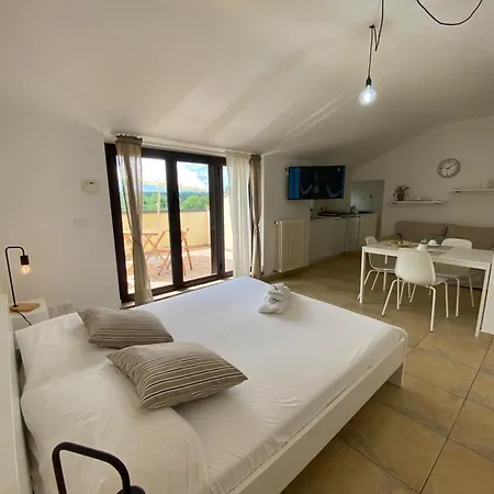 Appartamento Attico Con Terrazzo Panoramico Maiella - 1piano - Vasto