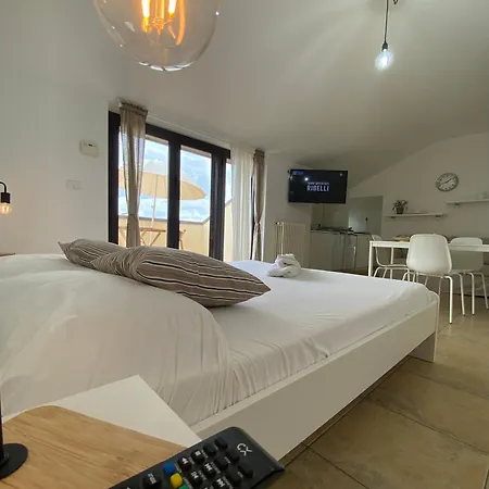 Attico Con Terrazzo Panoramico Maiella - 1piano - Appartamento *