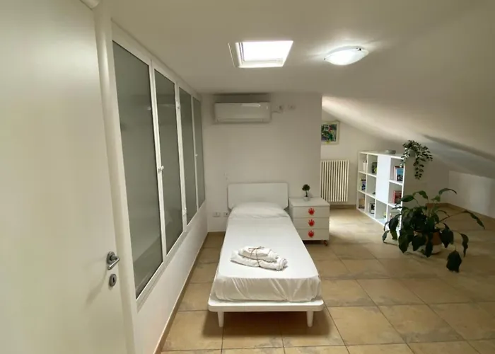 Apartament Attico Con Terrazzo Panoramico Maiella - 1piano -